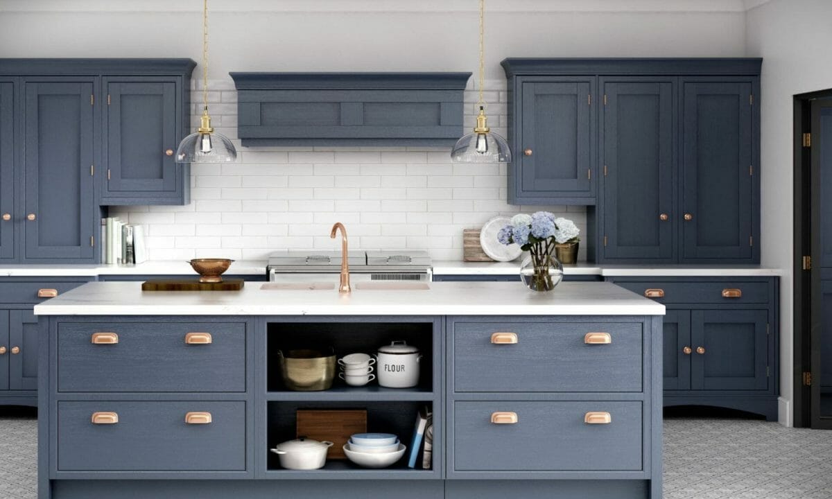 Helmsley-Inframe-Classic-Hinge-Main-Shot-small.jpg Inframe Kitchen